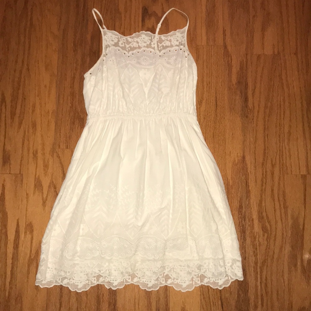 URBAN OUTFITTERS- kimchi blue white dress